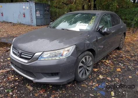 2014 Honda Accord Hybrid Touring z USA, uszkodzony, nr VIN 1HGCR6F7XEA001329